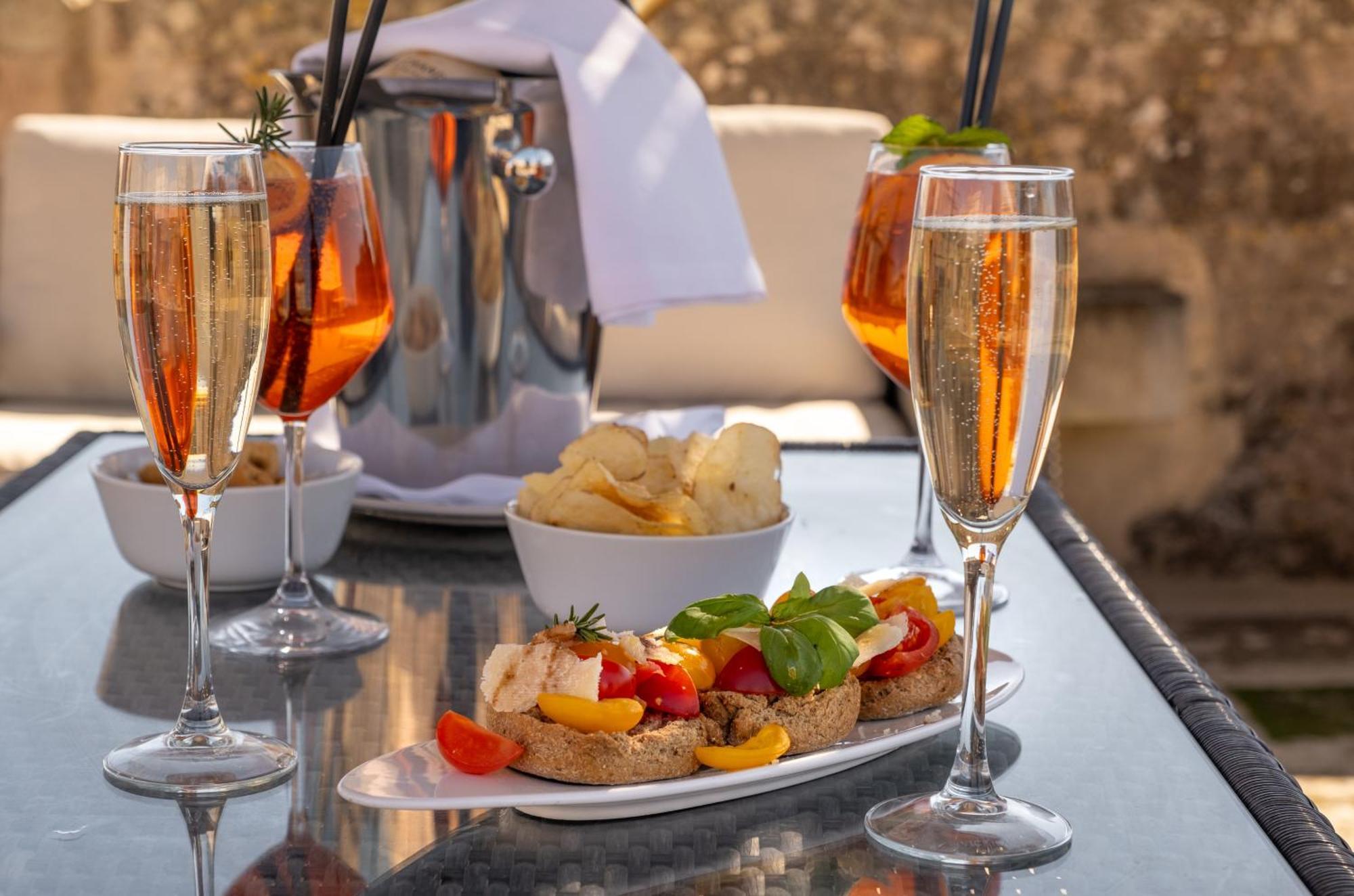 Dimora Del Vescovo Art Boutique Hotel Minervino di Lecce Dış mekan fotoğraf